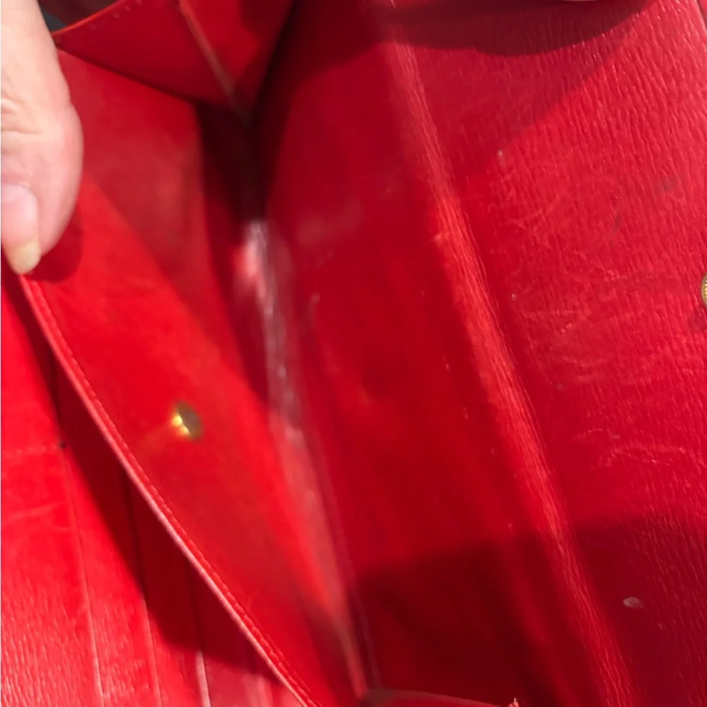 VINTAGE Louis Vuitton Vibrant Red Epi Leather Wallet - Picture 6 of 11